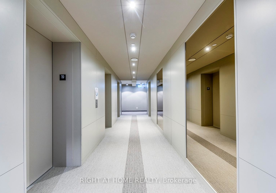 88-harbour-street-toronto-ontario-c12730310