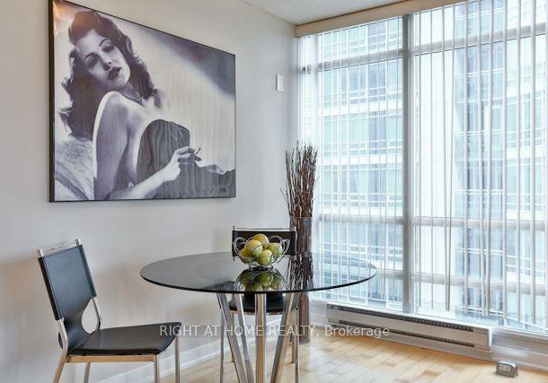 381-front-street-w-toronto-ontario-c12730488