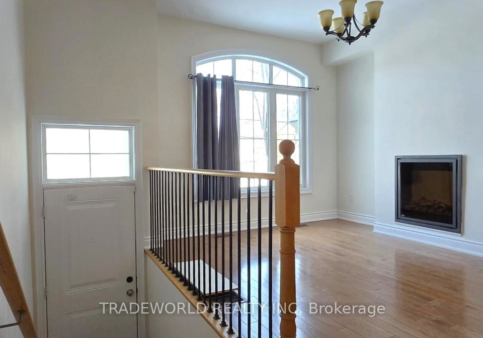 131b-finch-avenue-e-north-york-ontario-c12730530