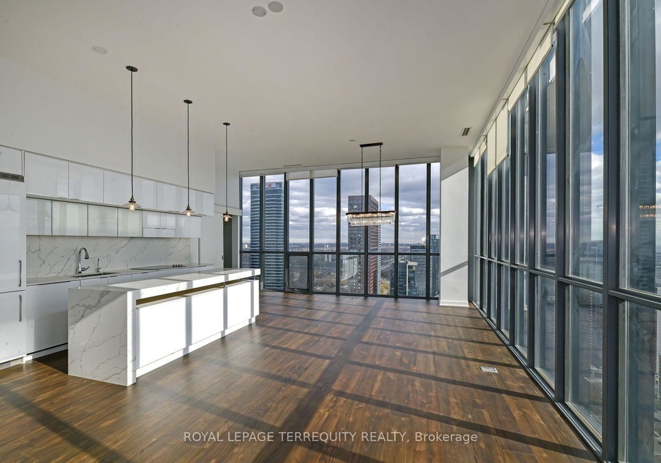 110-charles-street-e-toronto-ontario-c12730552