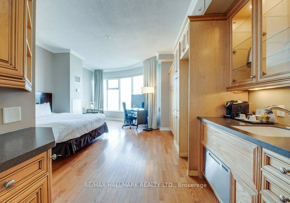 1-king-street-w-toronto-ontario-c12730578