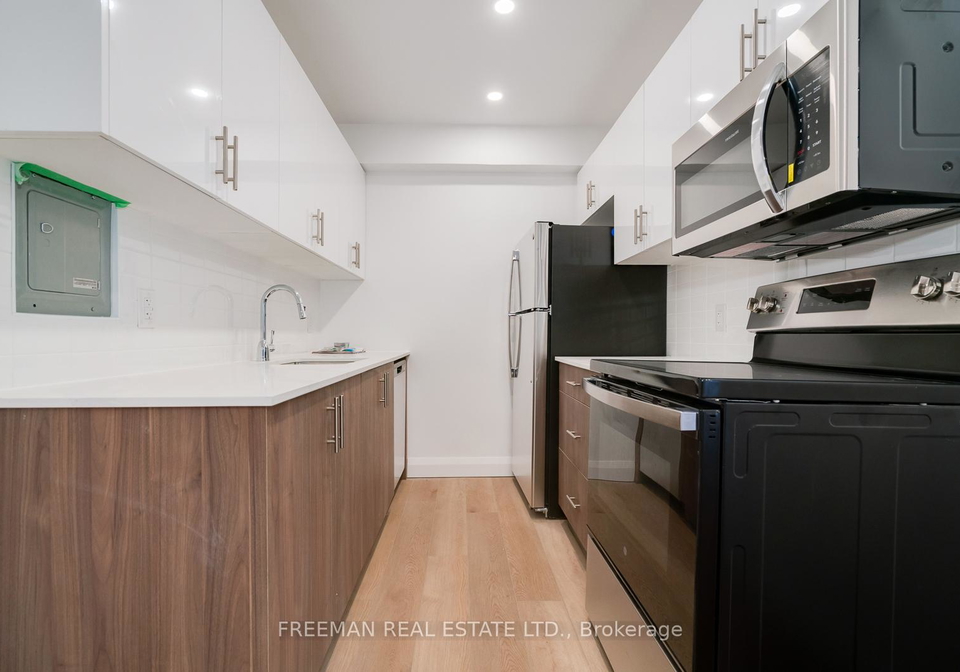 2707-yonge-street-toronto-ontario-c12730662