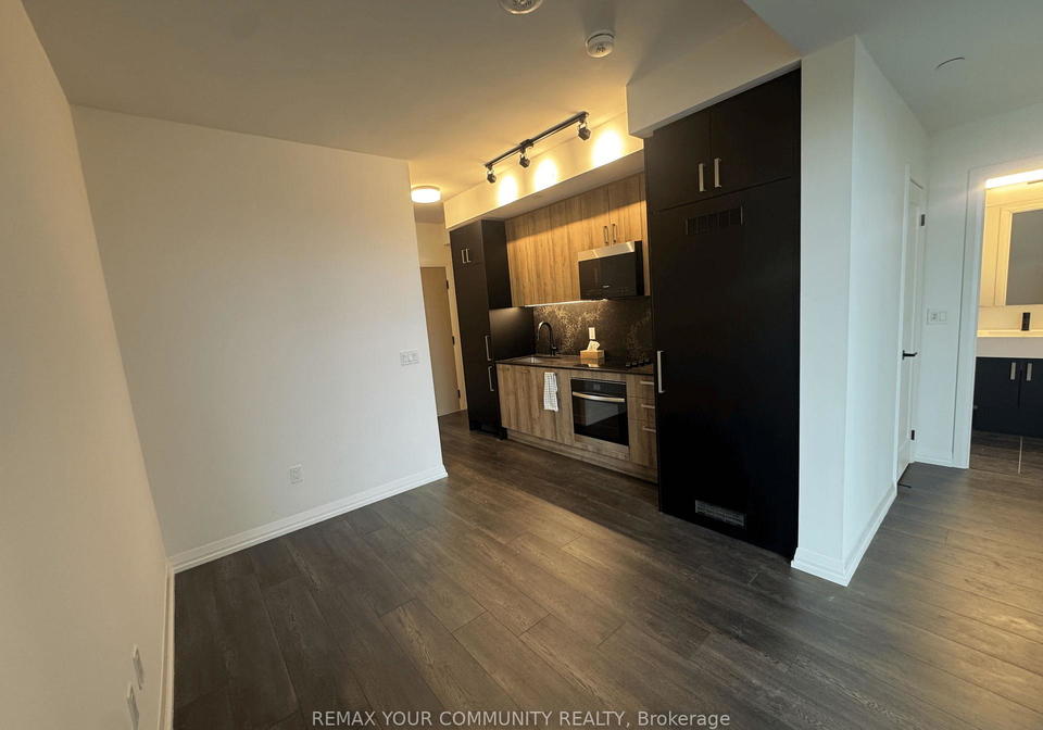 280-dundas-street-w-toronto-ontario-c12730762