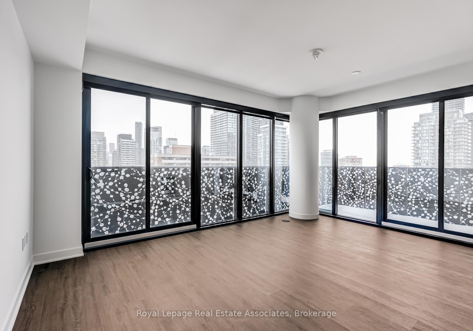 55-charles-street-e-toronto-ontario-c12730884