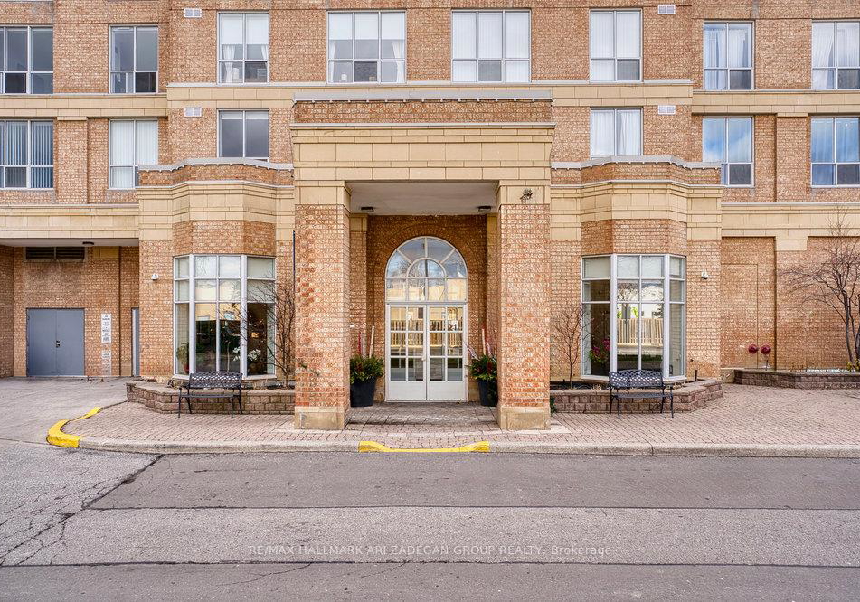 21-overlea-boulevard-east-york-ontario-c12730910