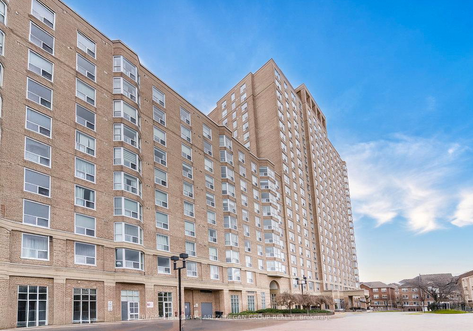 21-overlea-boulevard-east-york-ontario-c12730910