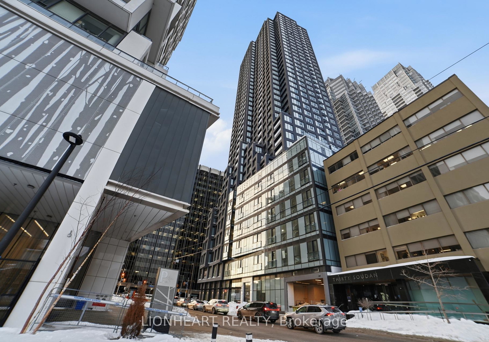 20-soudan-avenue-toronto-ontario-c12731168