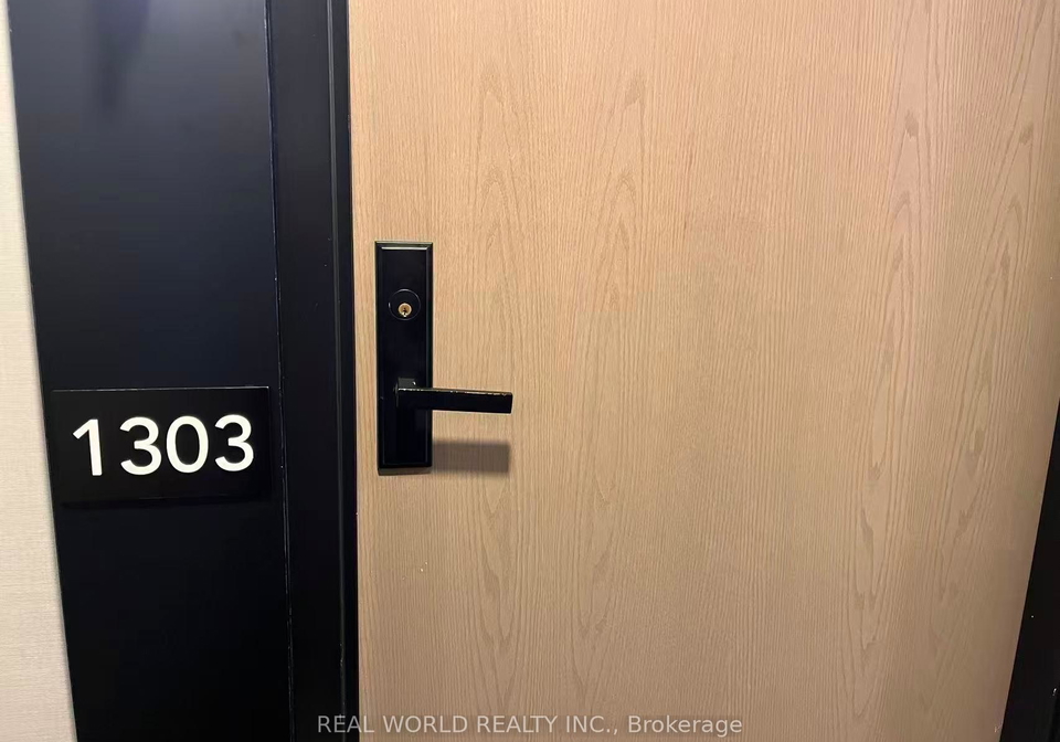 30-tretti-way-toronto-ontario-c12731574