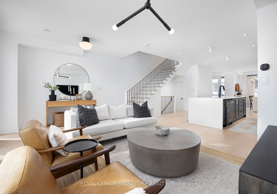 16-hollyhock-court-north-york-ontario-c12731760