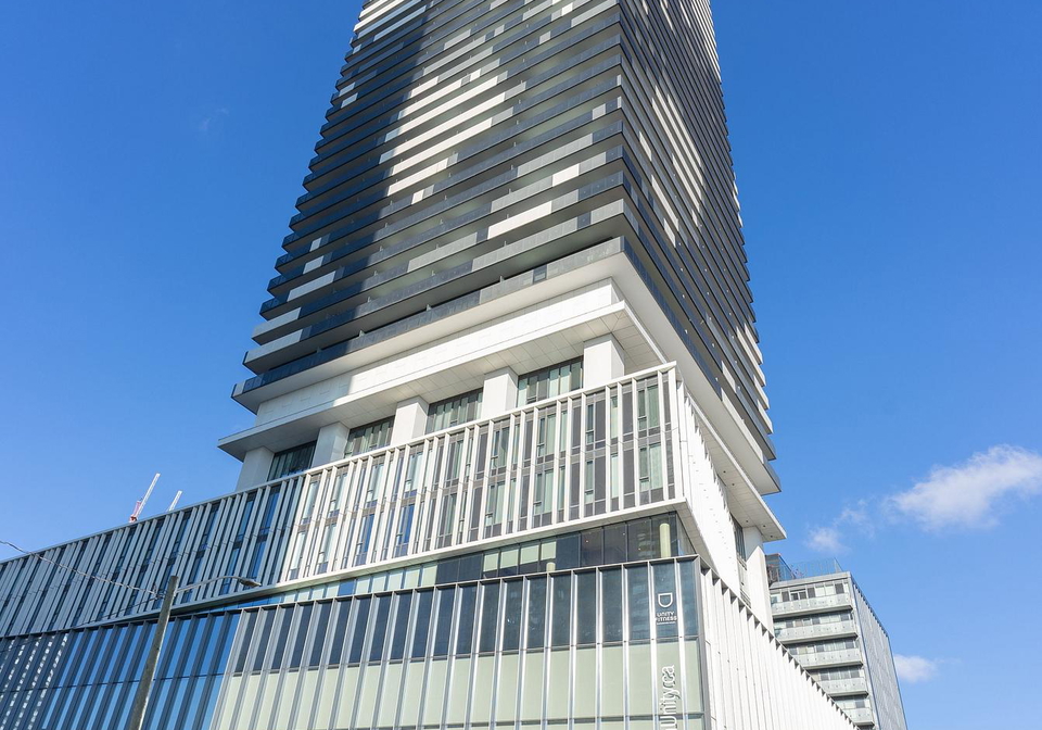 138-downes-street-toronto-ontario-c12731828