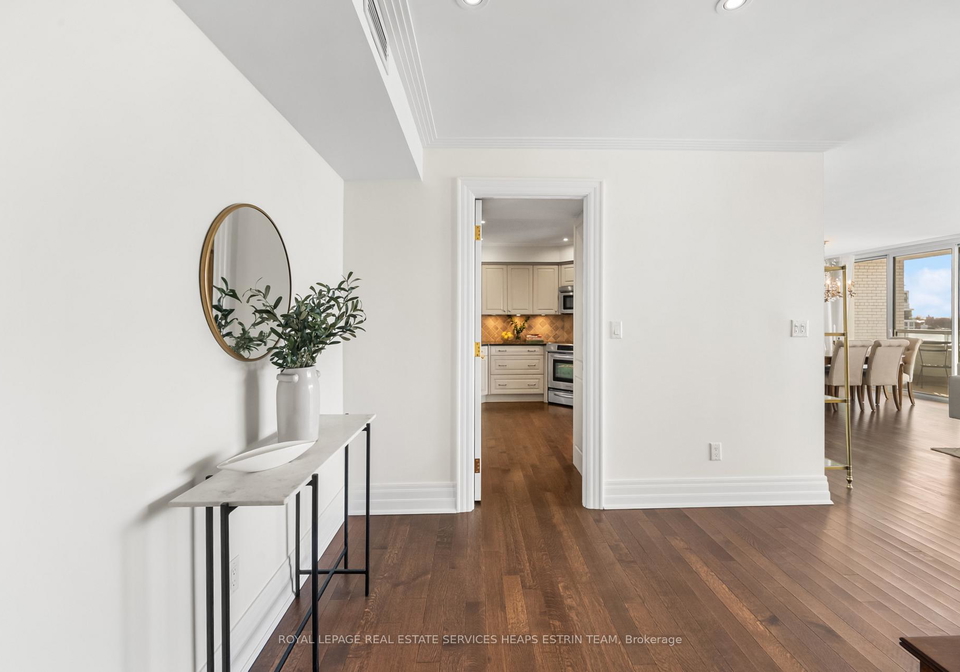 500-avenue-road-toronto-ontario-c12732070