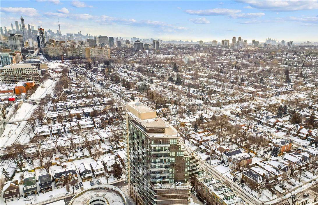 60-berwick-avenue-toronto-ontario-c12732234