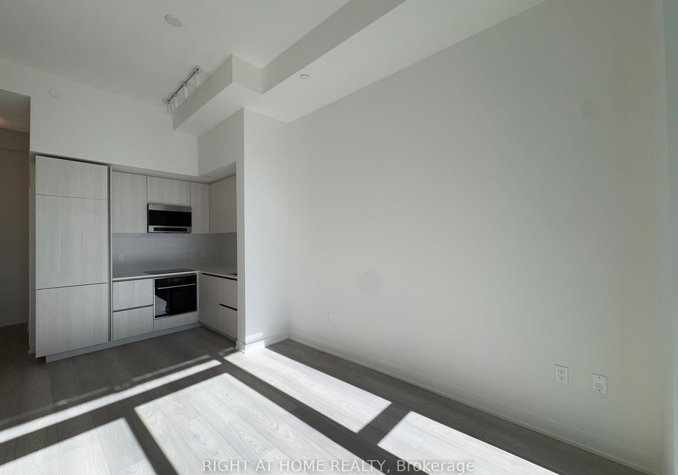 110-broadway-avenue-toronto-ontario-c12732252