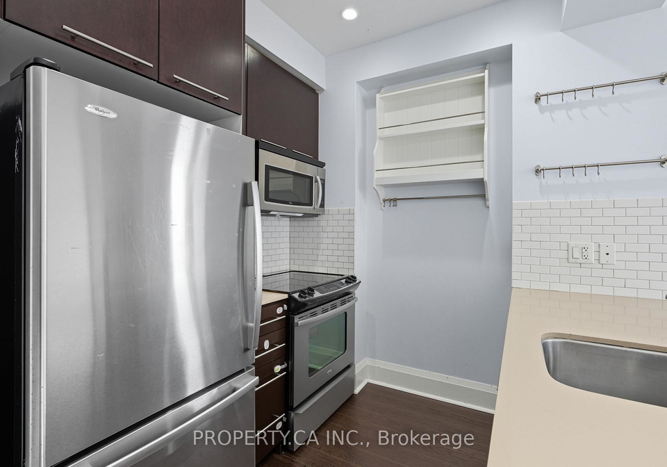 100-harrison-garden-boulevard-north-york-ontario-c12732268