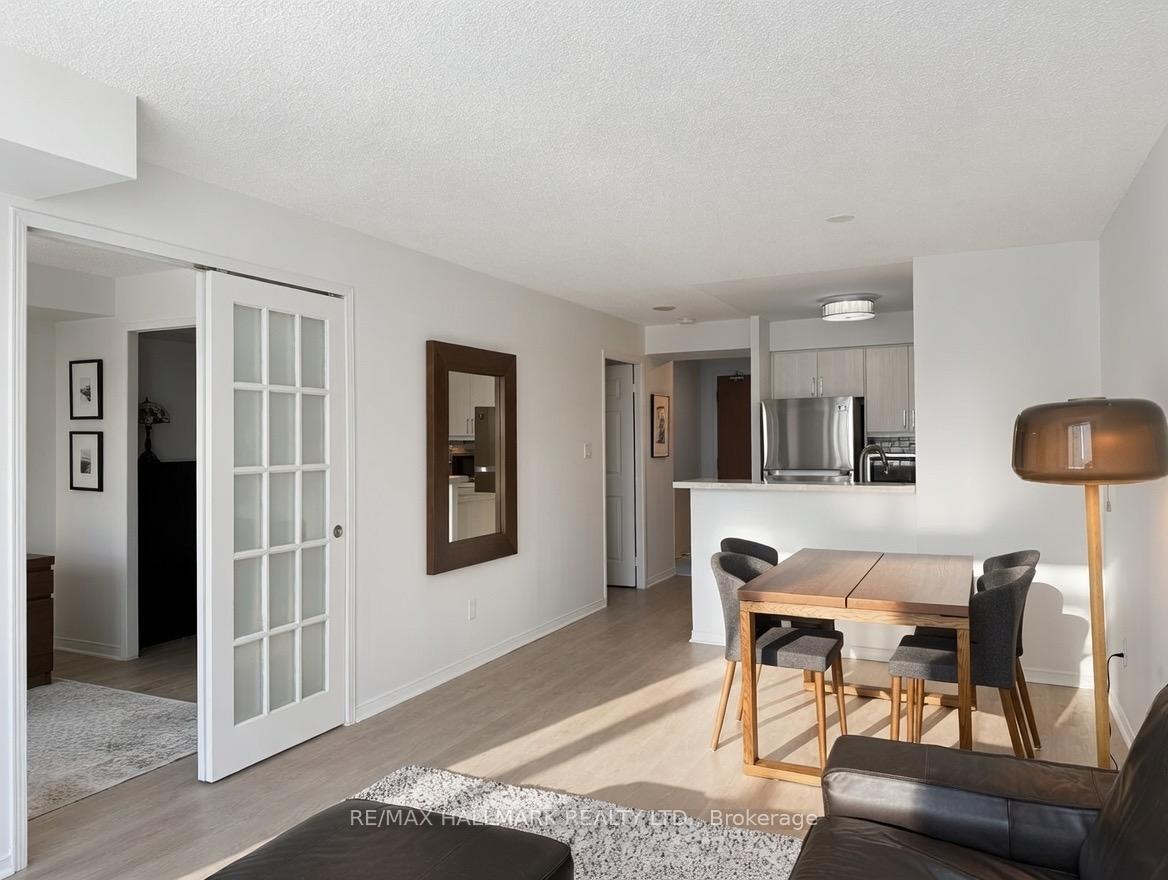 233-beecroft-road-toronto-ontario-c12732372