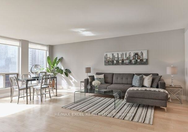 25-grenville-street-toronto-ontario-c12732664