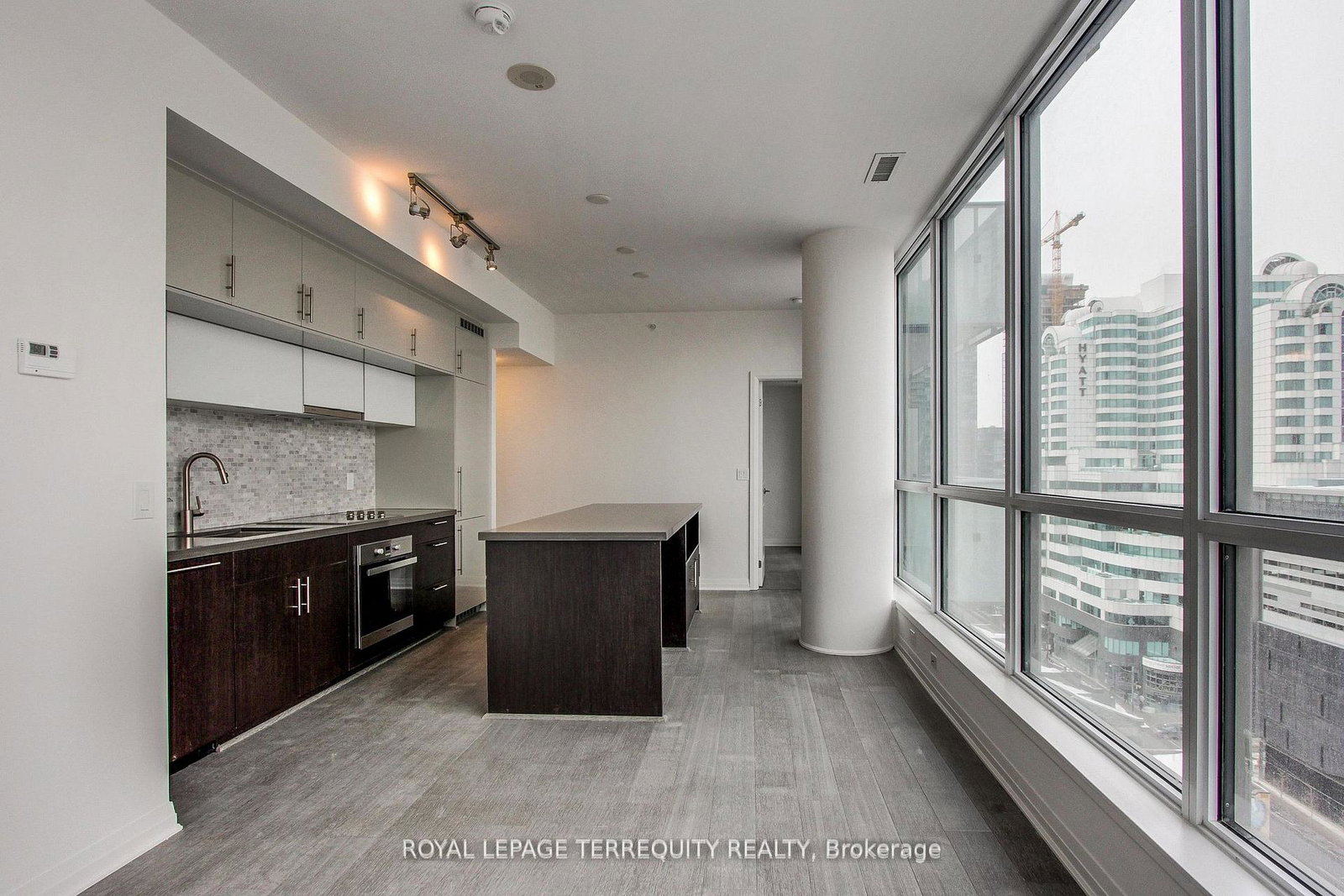 8-mercer-street-toronto-ontario-c12732700