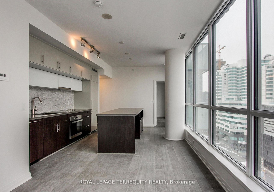 8-mercer-street-toronto-ontario-c12732700