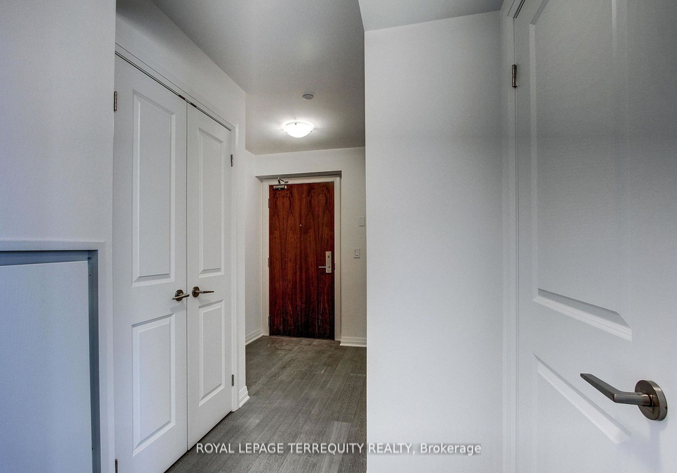 8-mercer-street-toronto-ontario-c12732700
