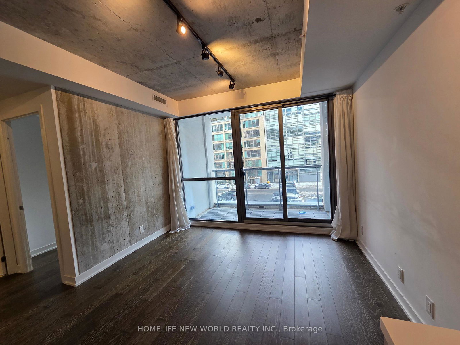39-brant-street-toronto-ontario-c12732724