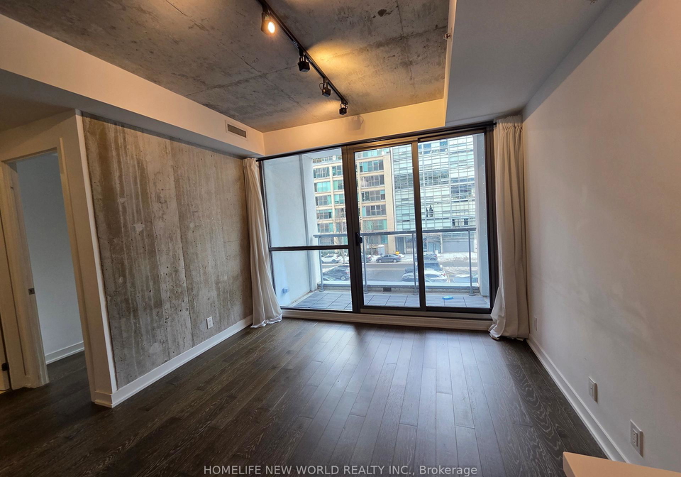 39-brant-street-toronto-ontario-c12732724