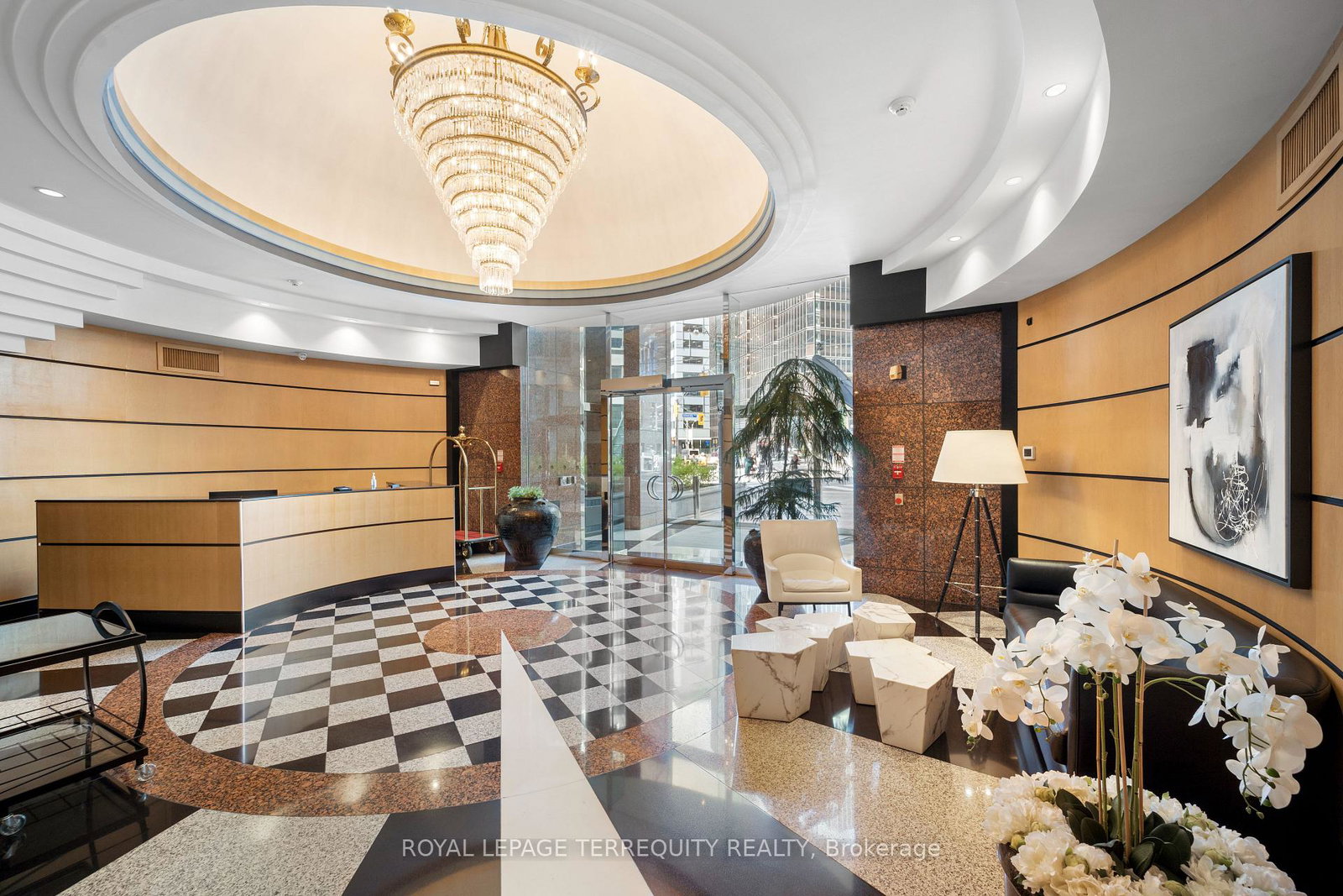 33-university-avenue-toronto-ontario-c12732766