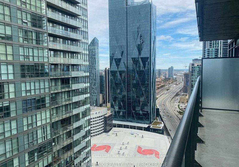 55-bremner-boulevard-toronto-ontario-c12732806