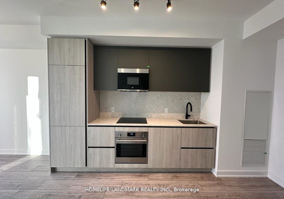 108-peter-street-toronto-ontario-c12732880