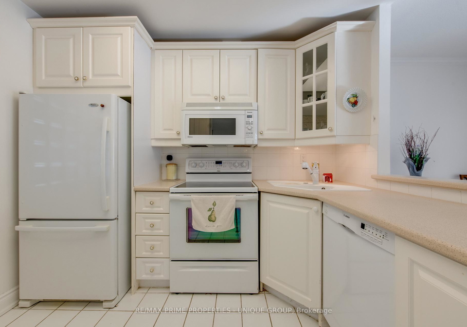 18-concorde-place-north-york-ontario-c12733010