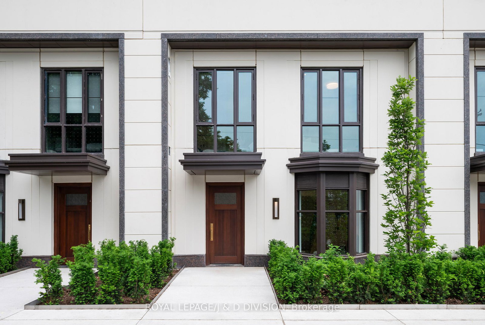 1-strathgowan-avenue-toronto-ontario-c12733030