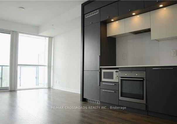15-grenville-street-toronto-ontario-c12733082