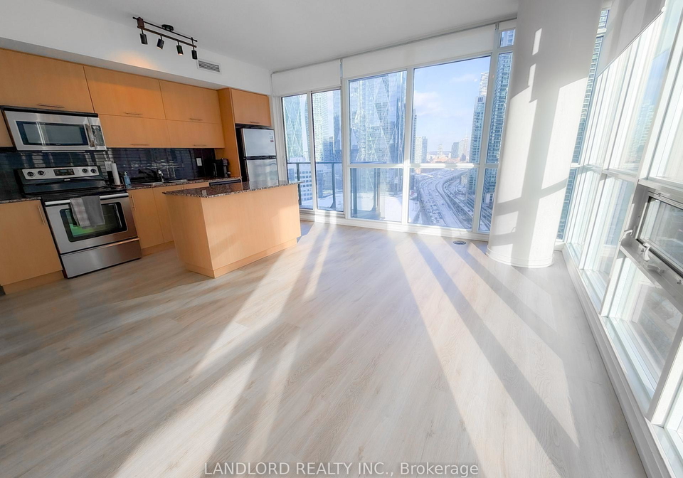 55-bremner-boulevard-toronto-ontario-c12733586