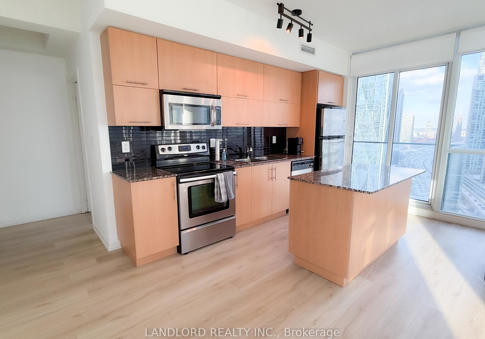 55-bremner-boulevard-toronto-ontario-c12733586