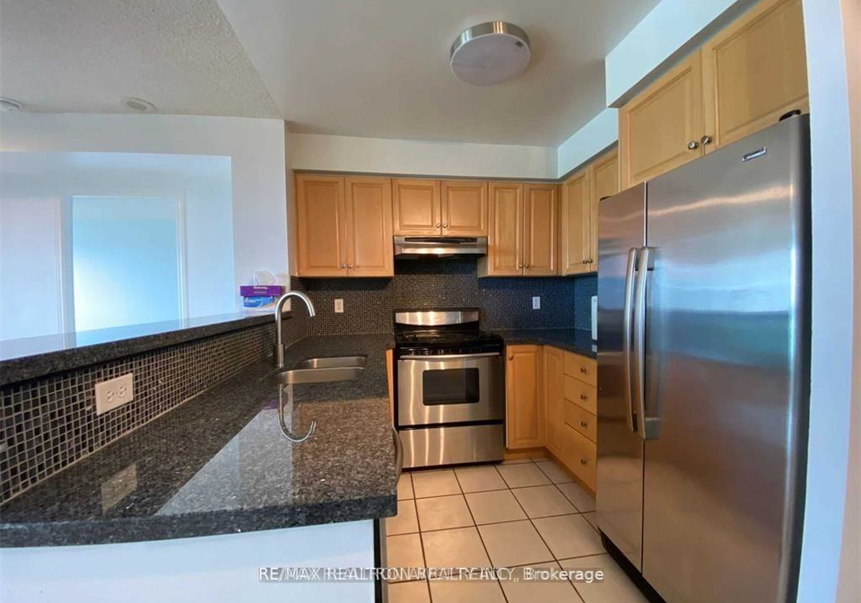 23-lorraine-drive-toronto-ontario-c12733820