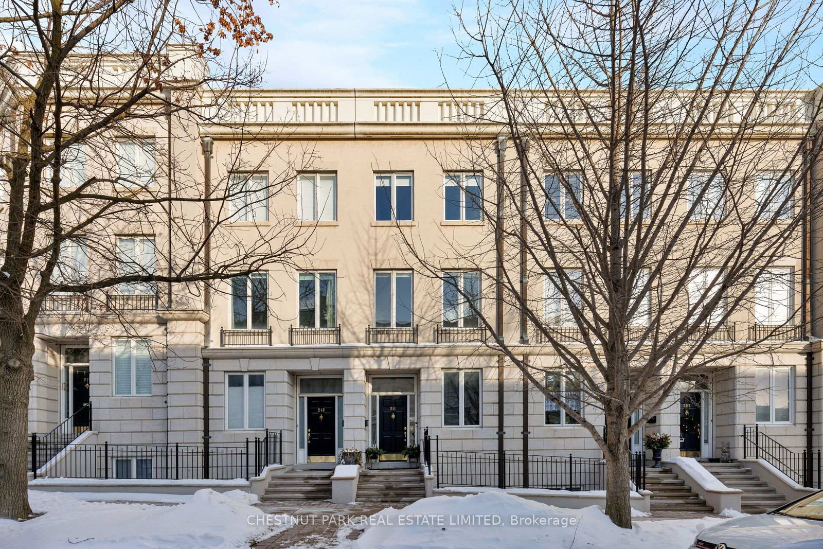 211-walmer-road-toronto-ontario-c12733958