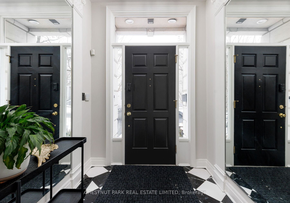 211-walmer-road-toronto-ontario-c12733958