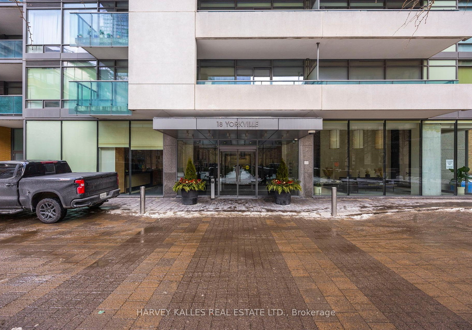 18-yorkville-avenue-toronto-ontario-c12734090