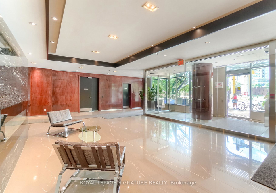 231-fort-york-boulevard-toronto-ontario-c12734116