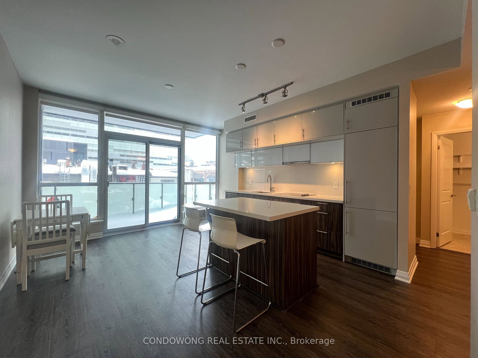 8-mercer-street-toronto-ontario-c12734218
