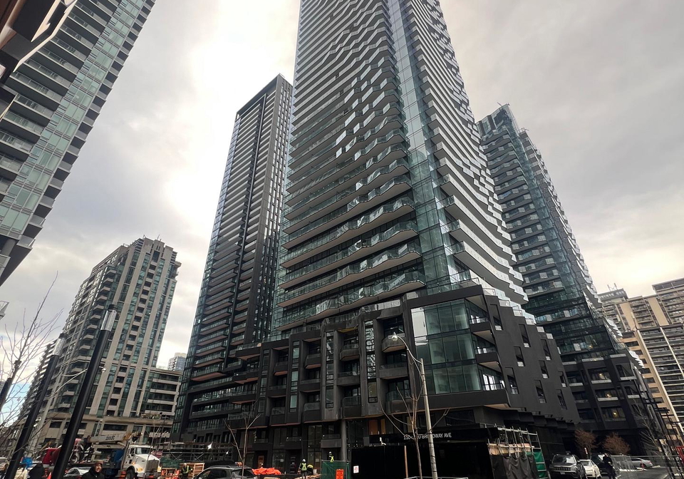 110-broadway-avenue-toronto-ontario-c12734344