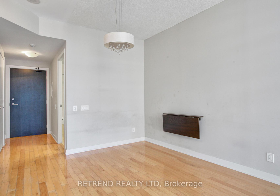 33-charles-street-e-toronto-ontario-c12734578
