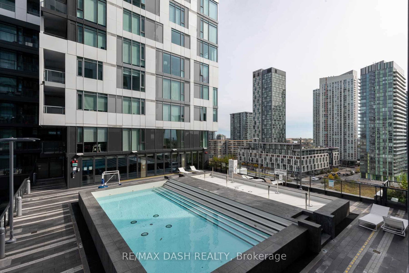 27-bathurst-street-toronto-ontario-c12734598