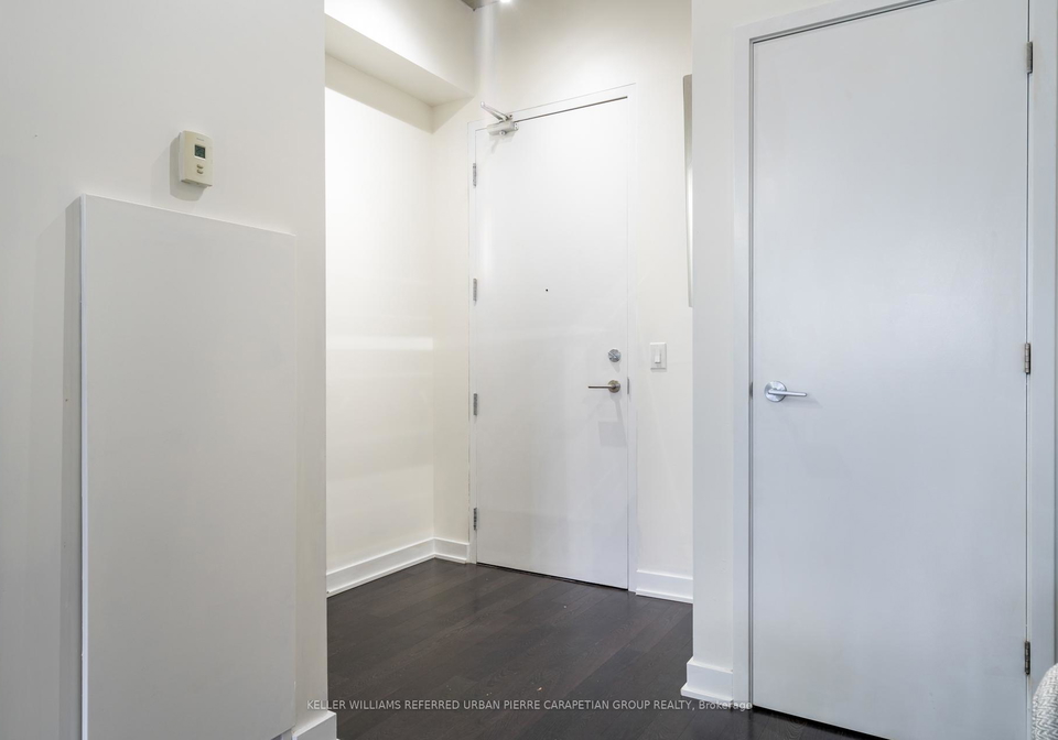 60-bathurst-street-toronto-ontario-c12734738