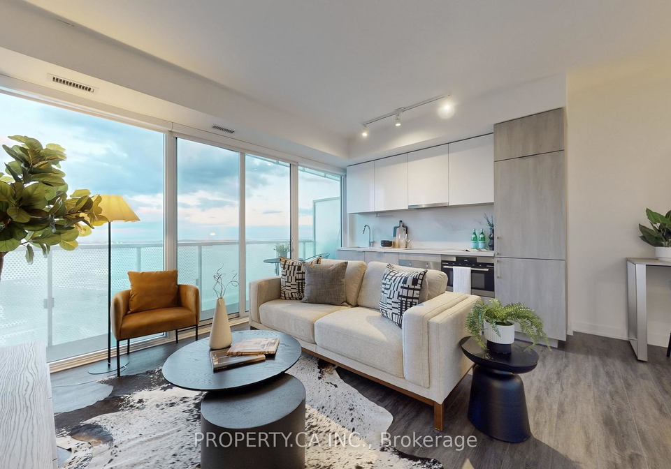 15-queens-quay-e-toronto-ontario-c12734938