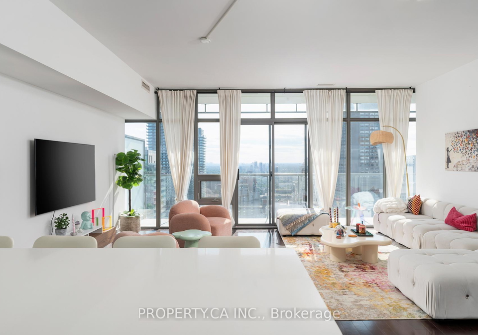 33-charles-street-e-toronto-ontario-c12734964