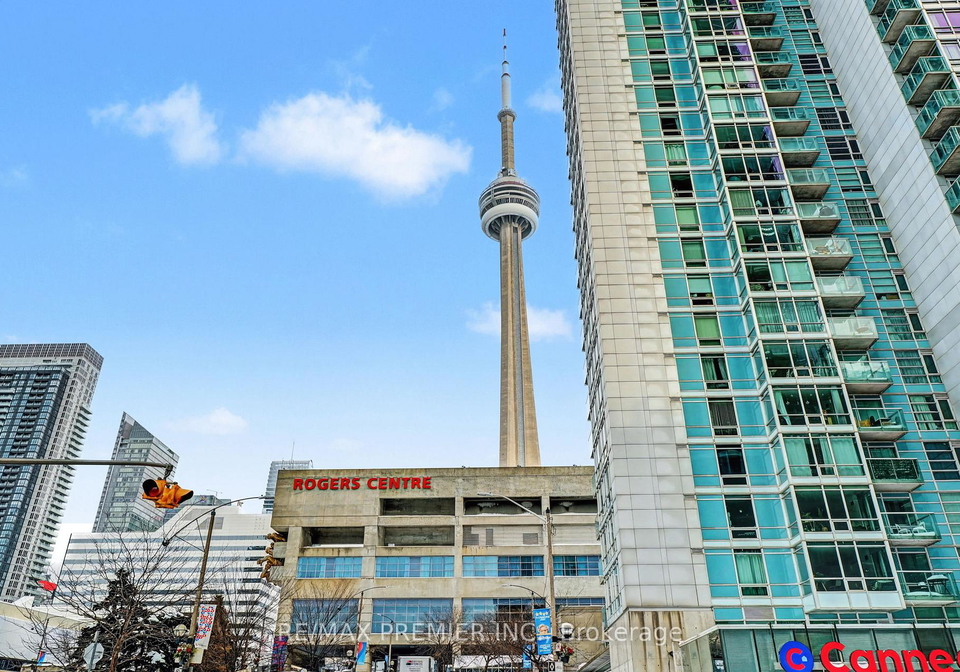 3-concord-cityplace-way-toronto-ontario-c12735044