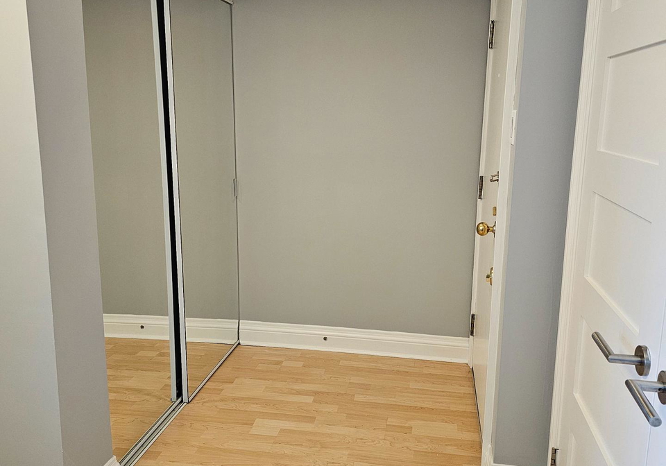 92-king-street-e-toronto-ontario-c12735268