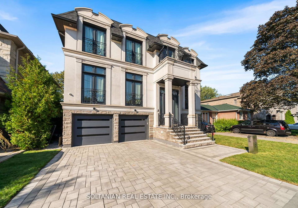 352-patricia-avenue-toronto-ontario-c12735392