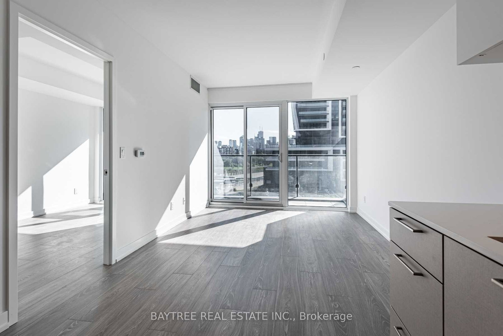 19-western-battery-road-toronto-ontario-c12735540