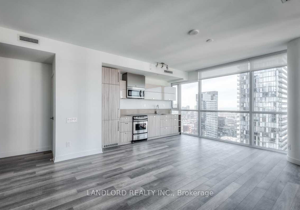 290-adelaide-street-w-toronto-ontario-c12735730